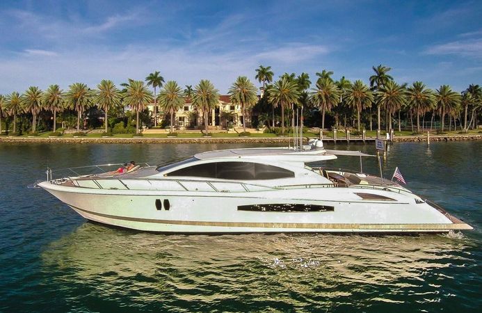 Lazzara 75 | Carpe Diem