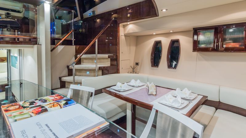 Lazzara 75 | Carpe Diem