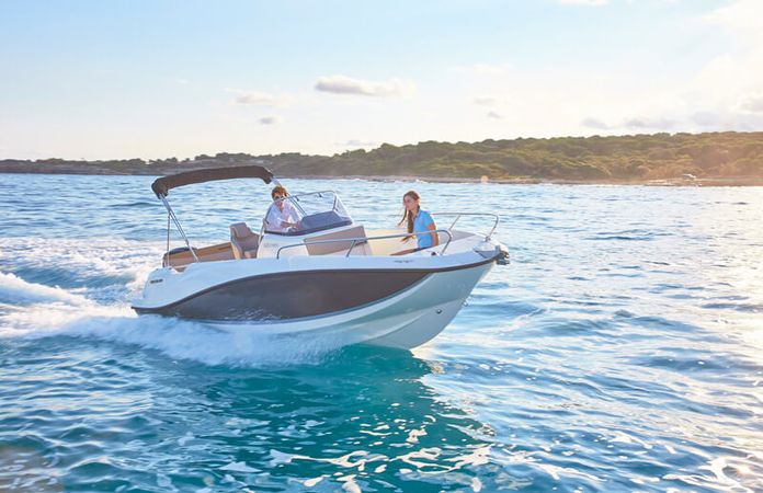 Quicksilver 605 | Open