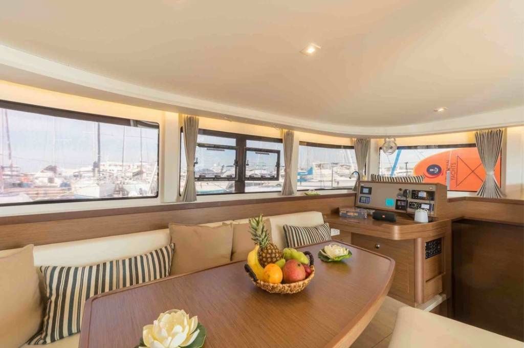 Lagoon 42 | Rosa Dei Venti