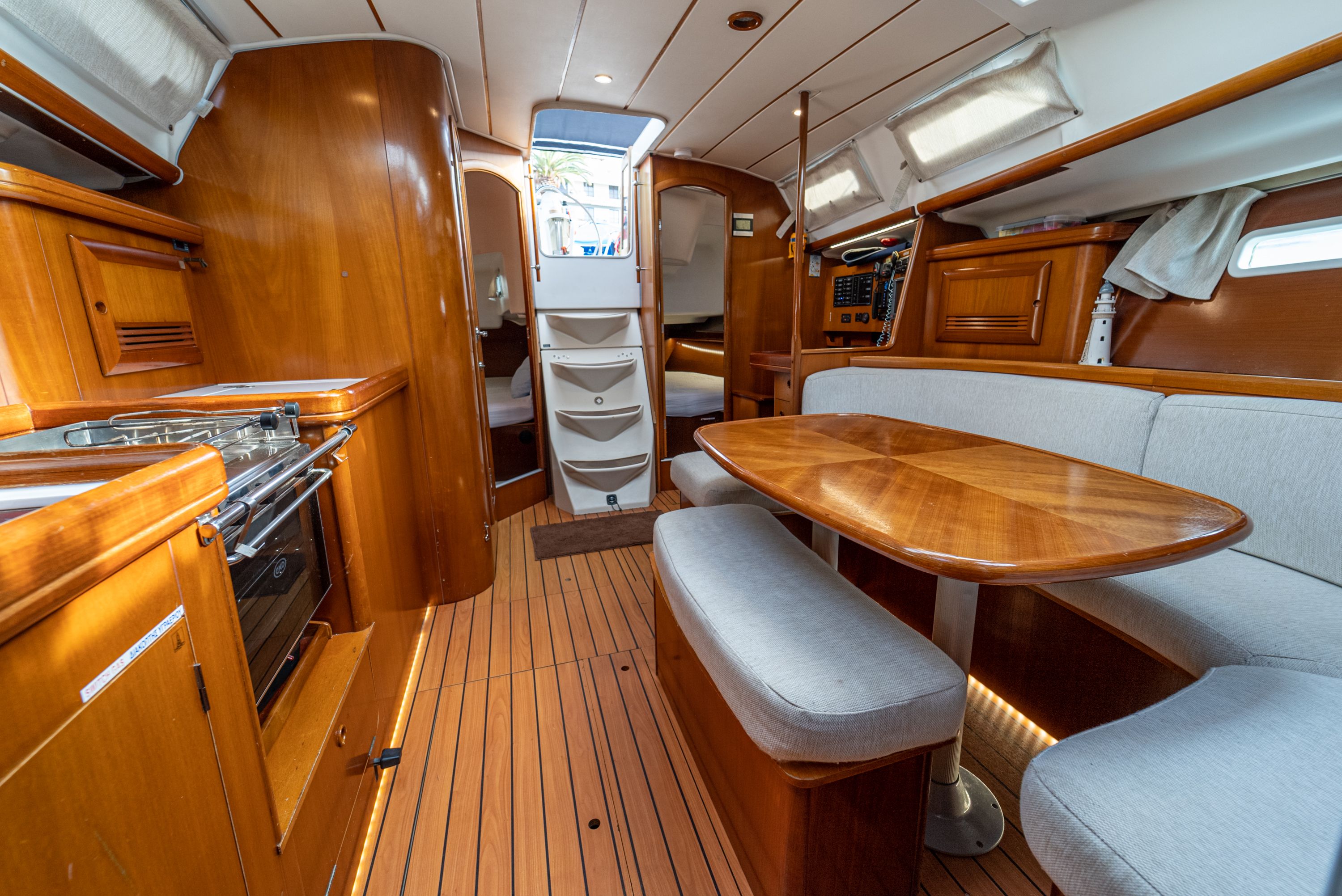 Beneteau Oceanis Clipper 393 | Aeolian Too