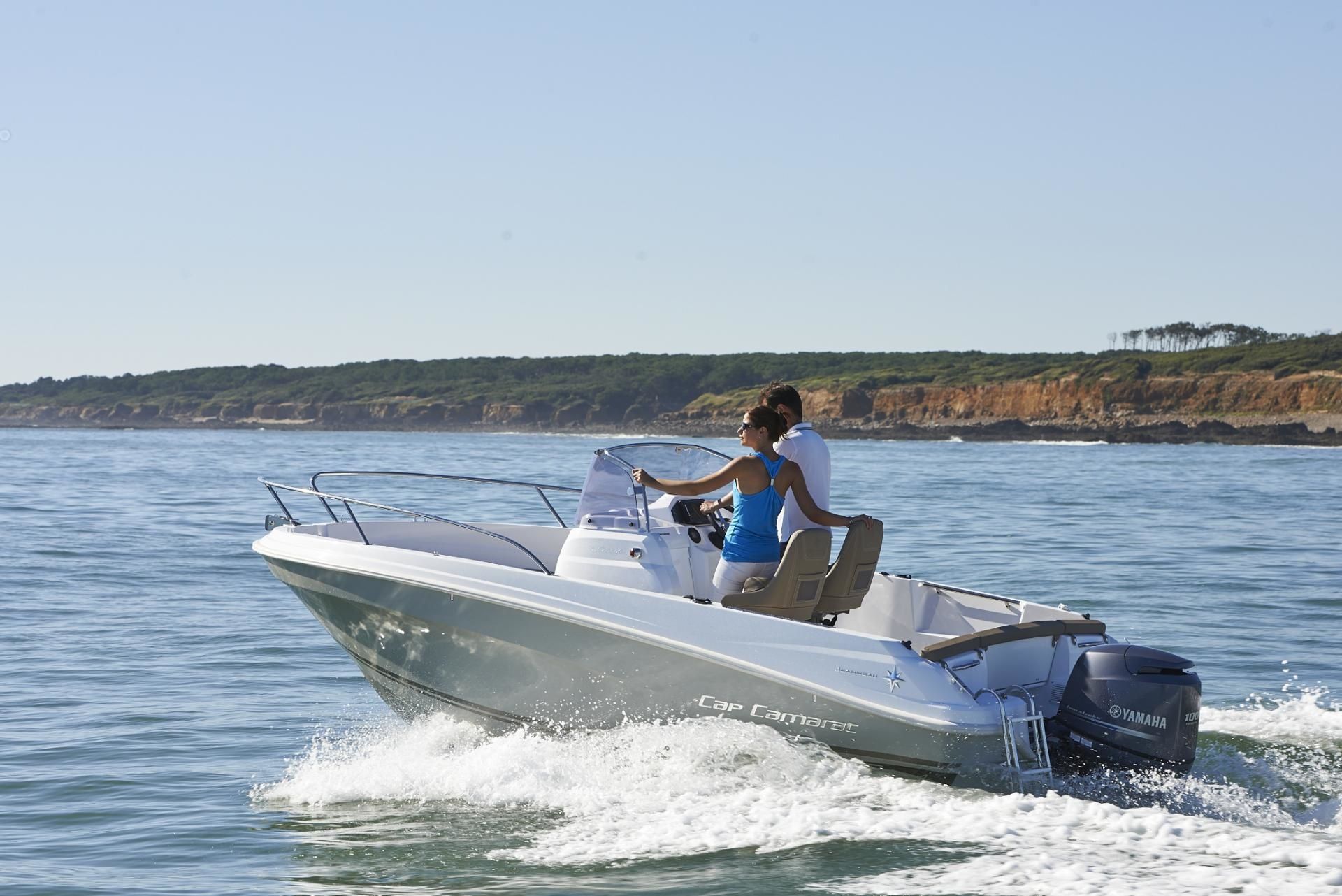 Jeanneau Cap Camarat 5.5 CC | Aitxe Motor