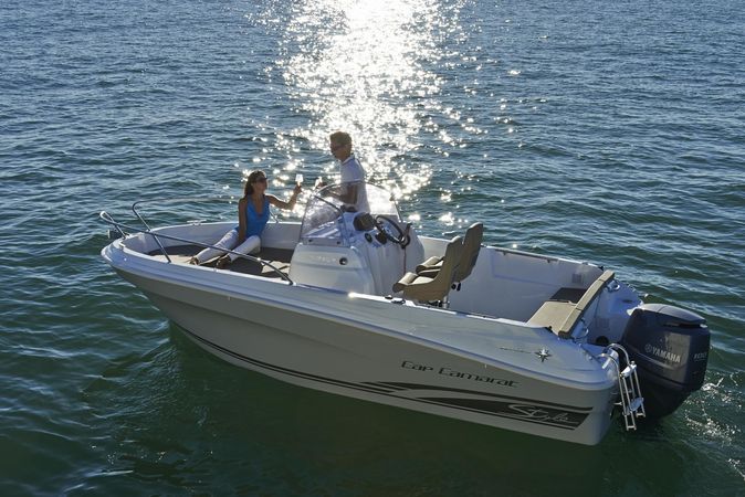Jeanneau Cap Camarat 5.5 CC | Aitxe Motor