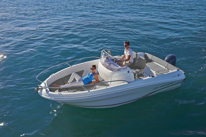 Jeanneau Cap Camarat 5.5 CC | Aitxe Motor