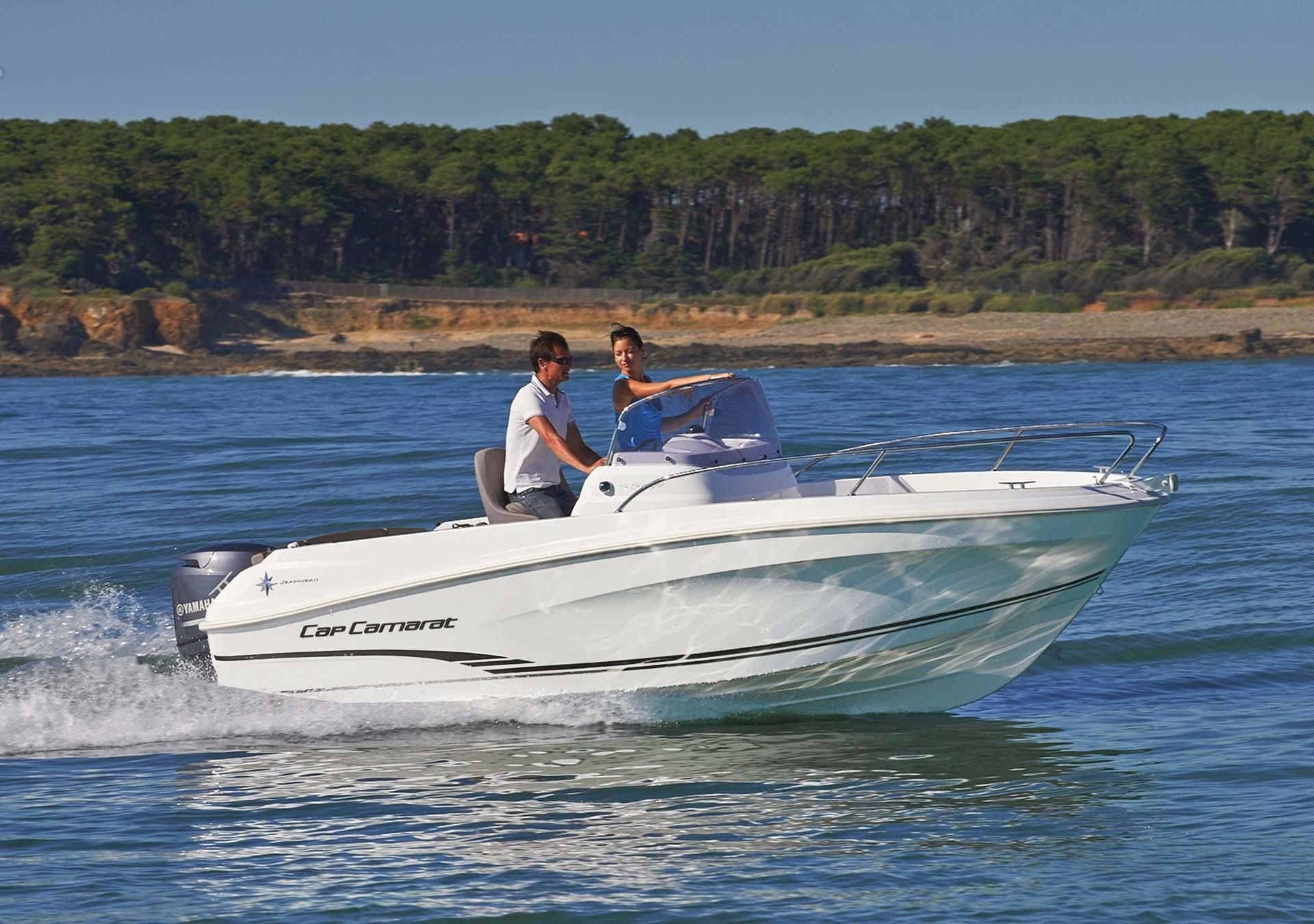 Jeanneau Cap Camarat 5.5 CC | Aitxe Motor