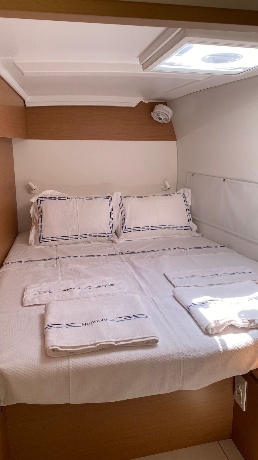 Excess 11 | Carmelina