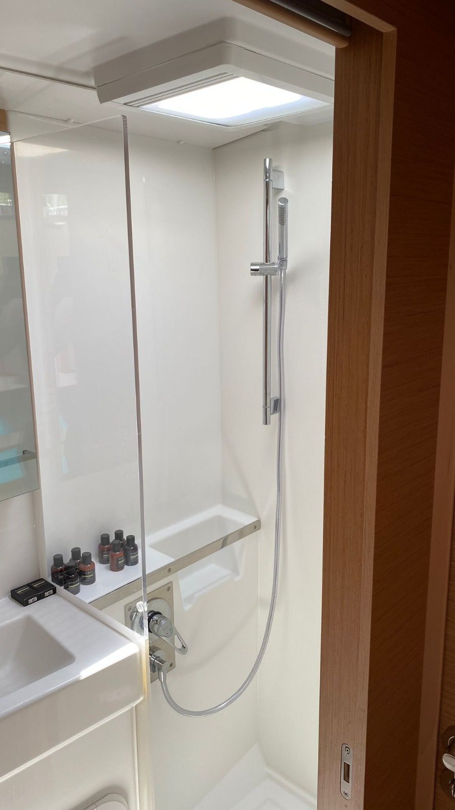 Excess 11 | Carmelina