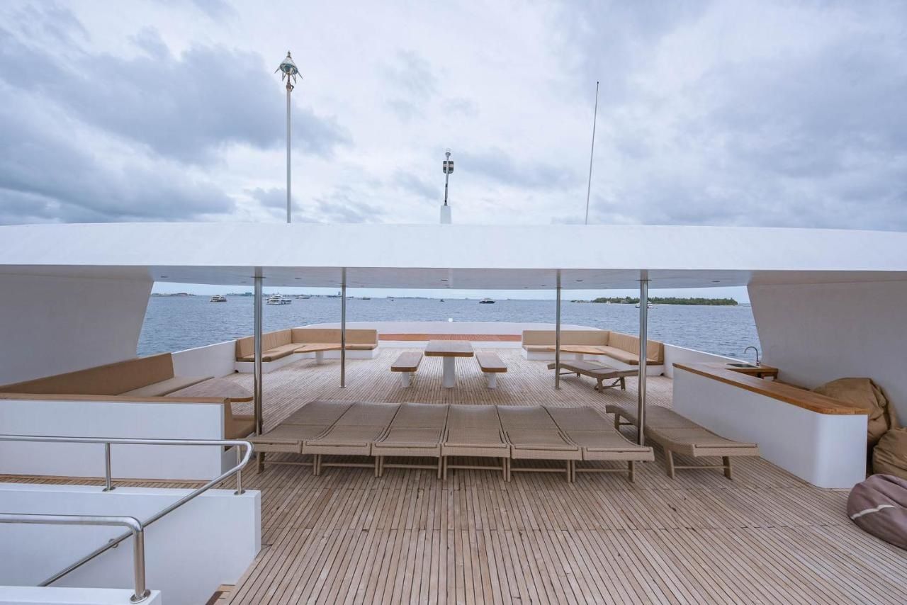 Custom Built 122 | Adora