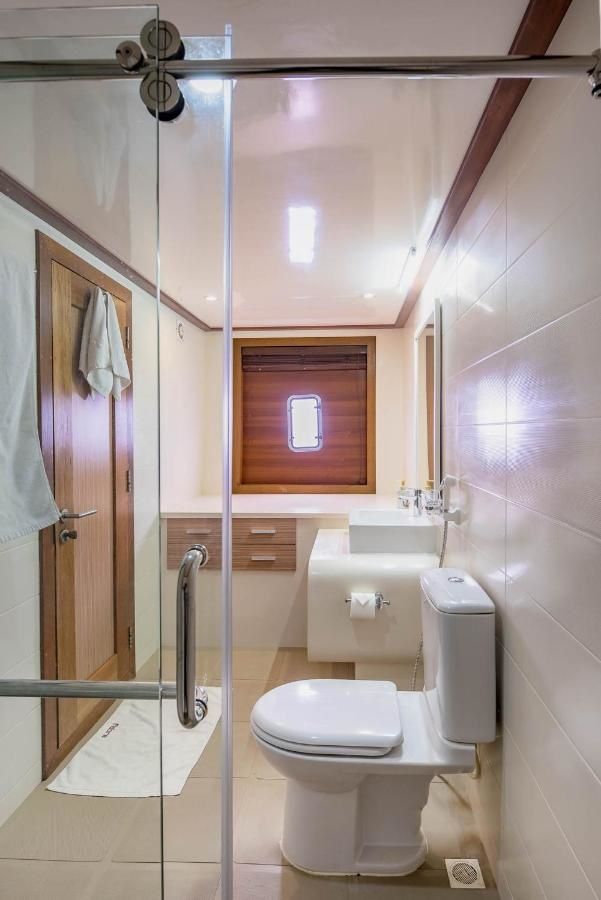 Custom Built 122 | Adora