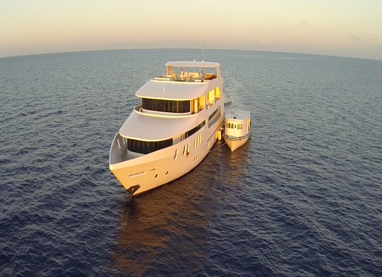 Custom Built 122 | Adora