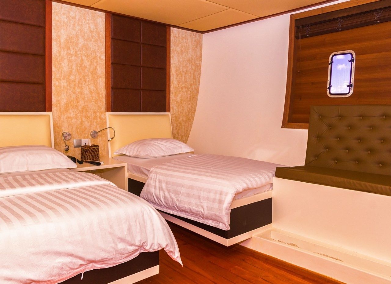 Custom Built 122 | Adora