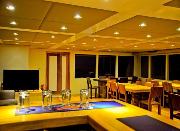 Custom Built 122 | Adora