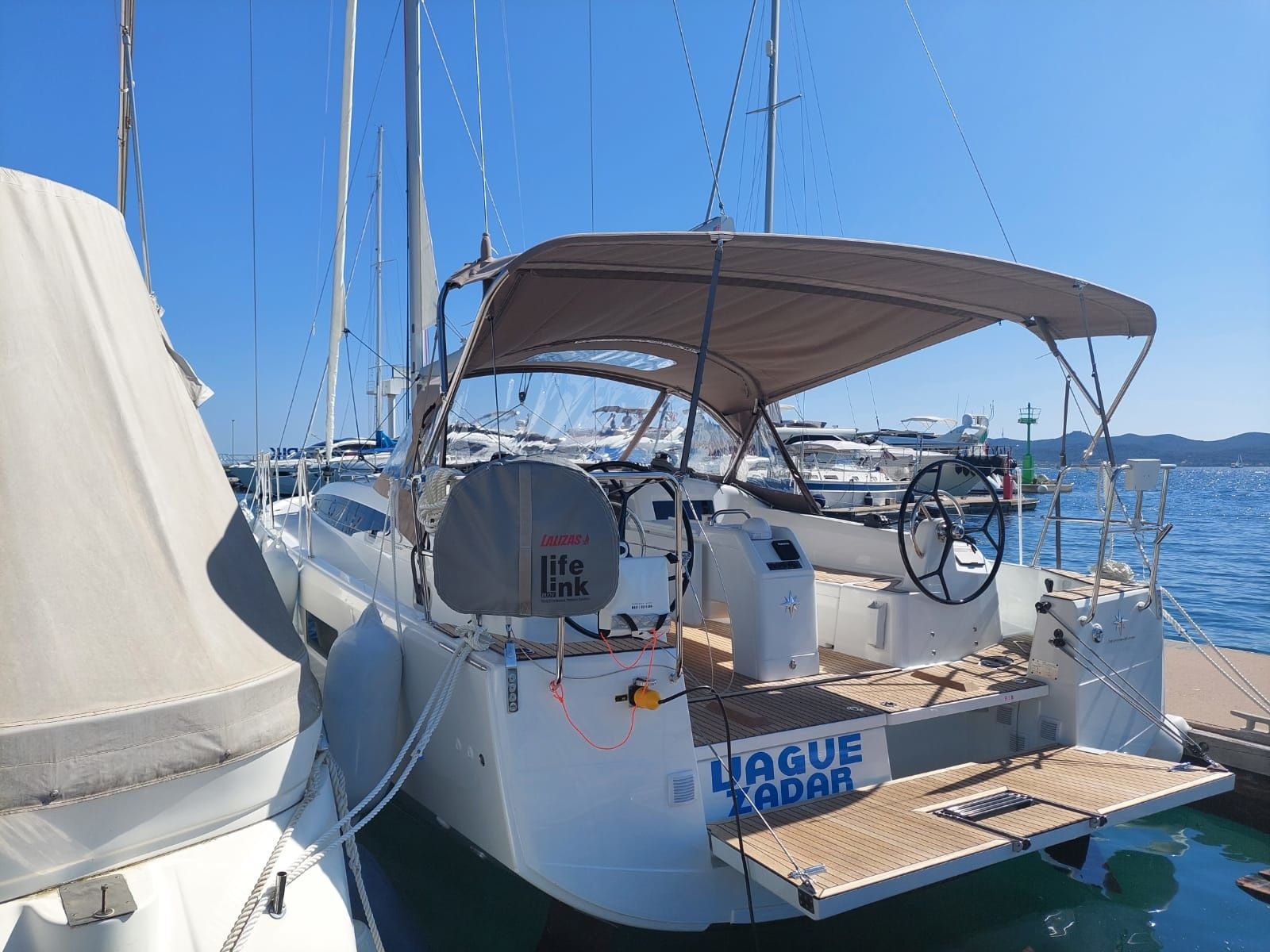 Jeanneau Sun Odyssey 410 | Vague
