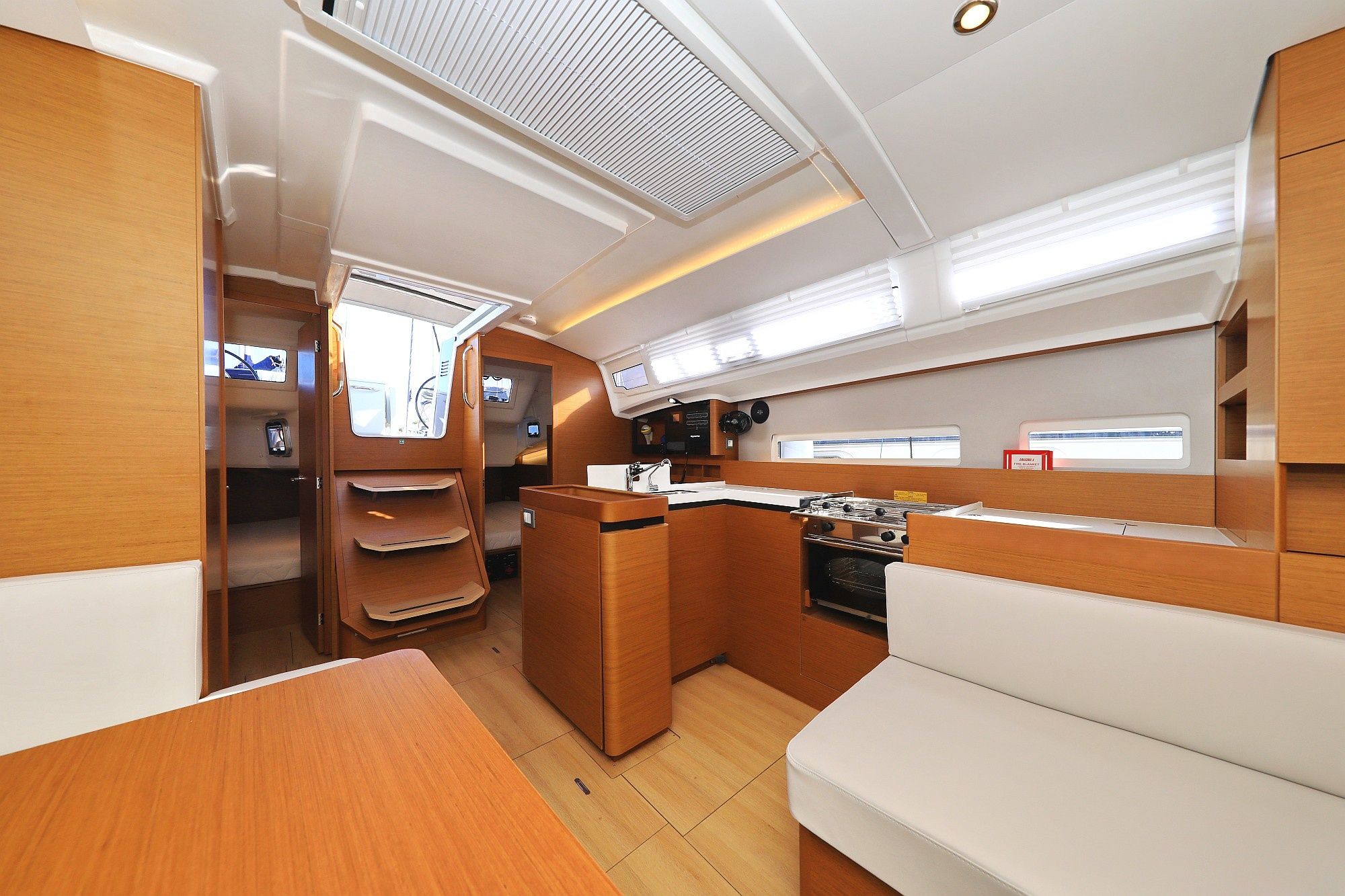 Jeanneau Sun Odyssey 410 | Vague