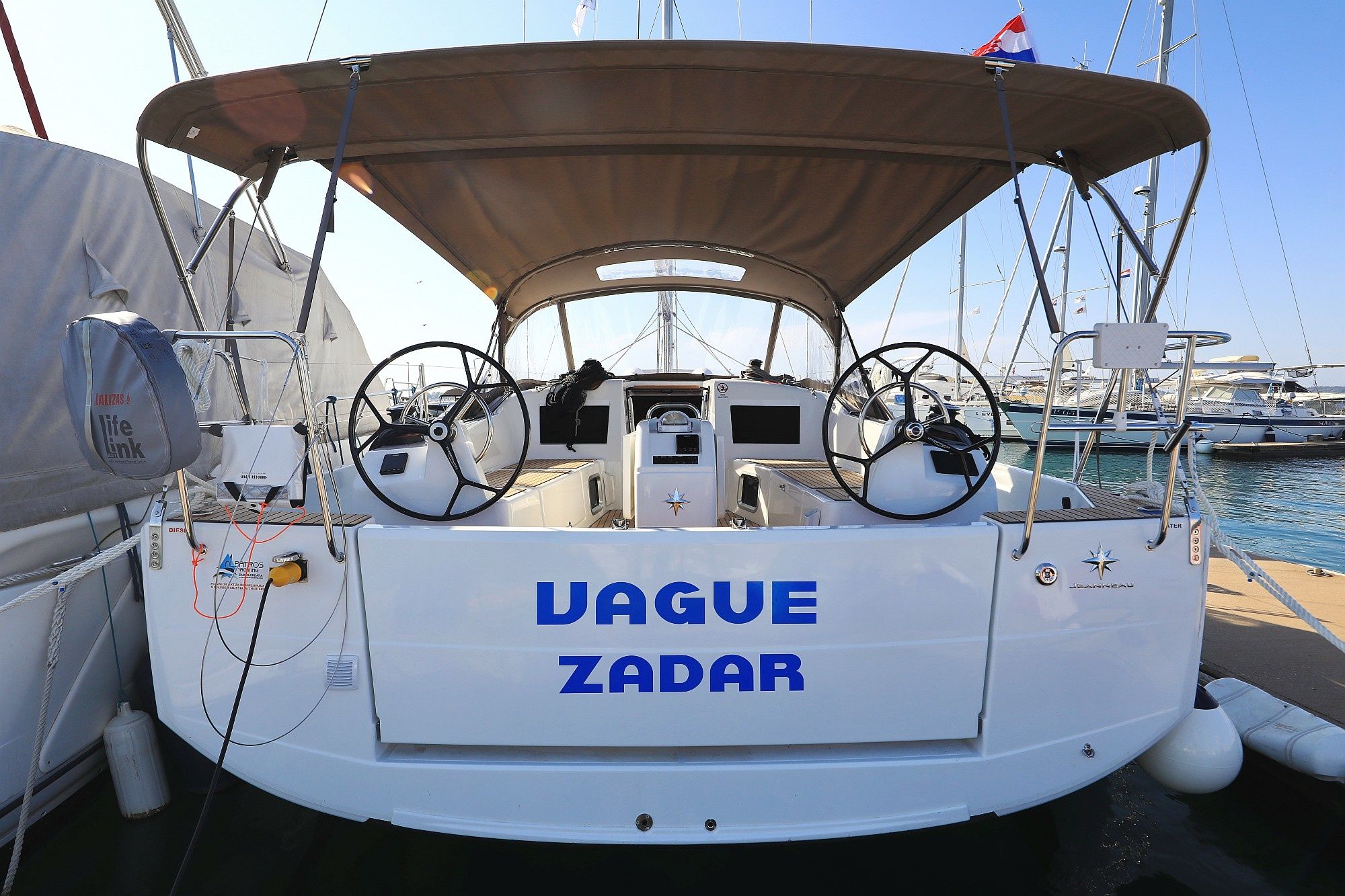 Jeanneau Sun Odyssey 410 | Vague