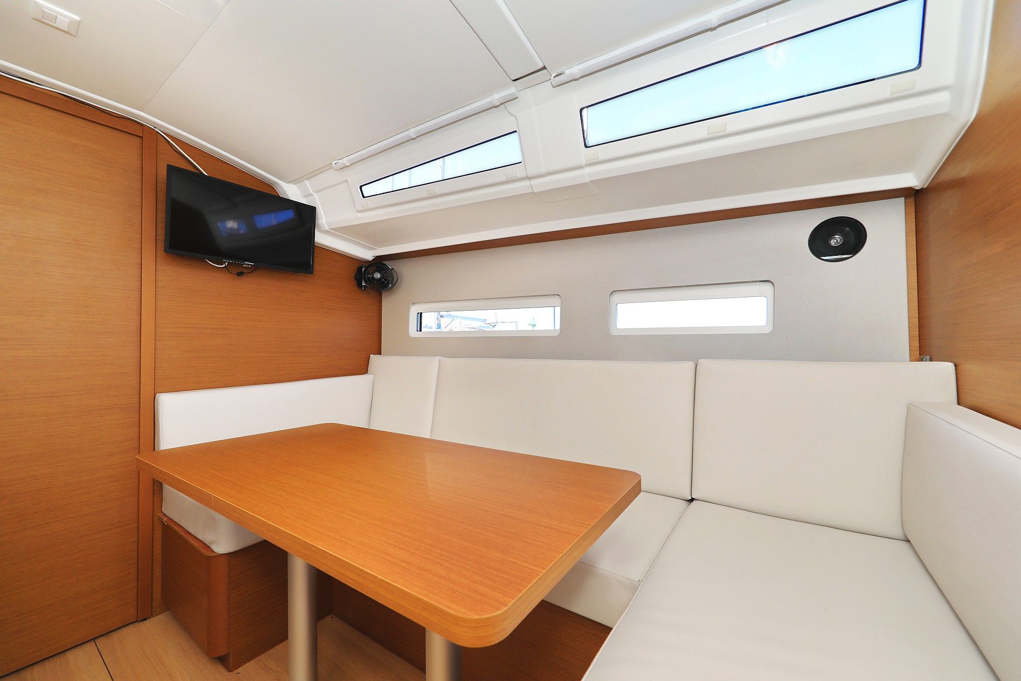 Jeanneau Sun Odyssey 410 | Vague