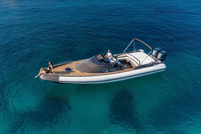 Nuova Jolly Prince 35 | Sport Cabin