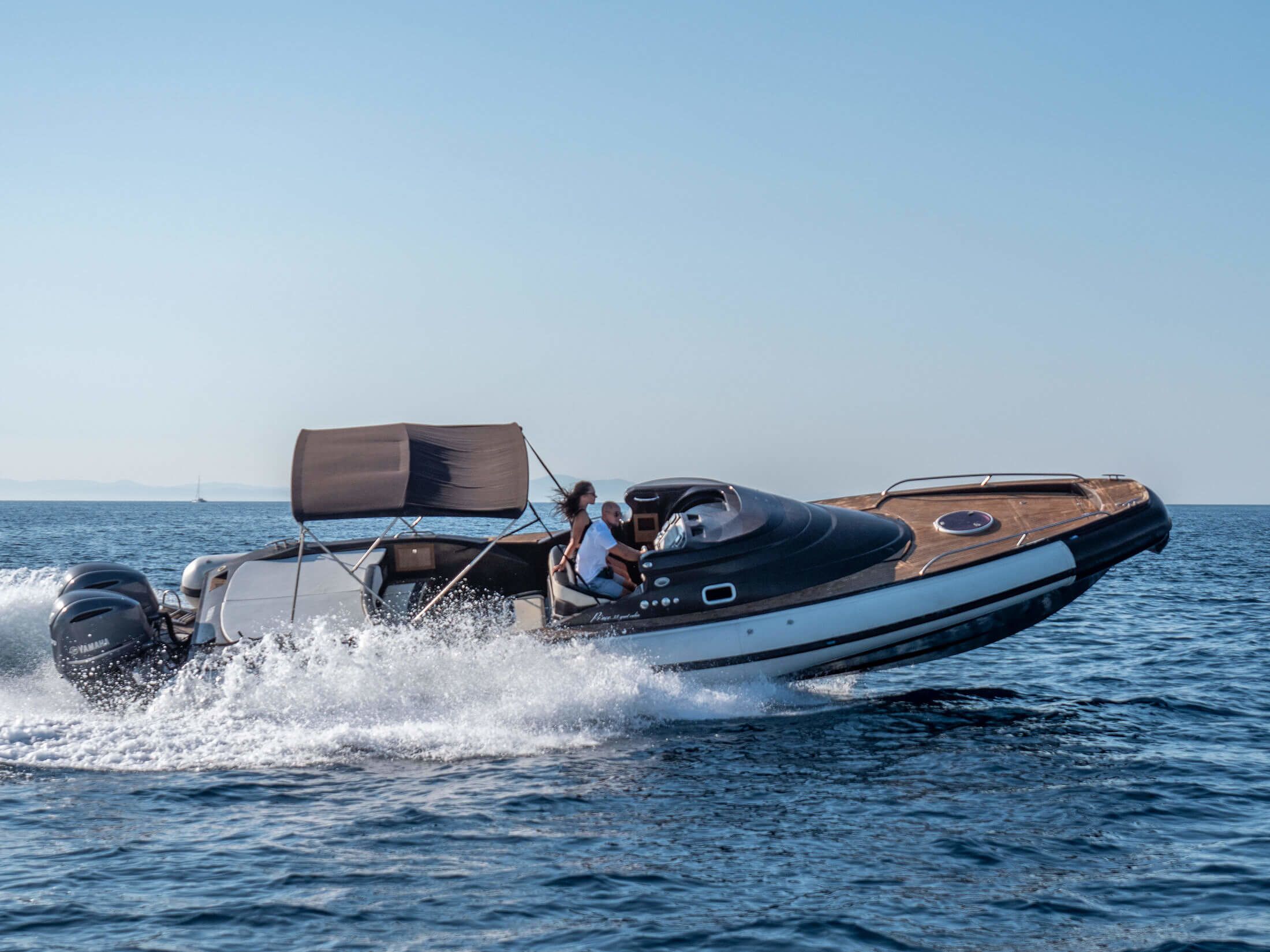 Nuova Jolly Prince 35 | Sport Cabin