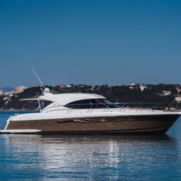 Riviera 5000 Sport Yacht | Prisca
