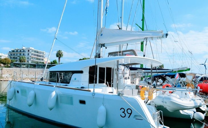 Lagoon 39 | Lion Royal