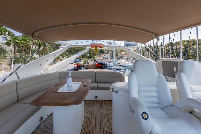 Sunseeker 84 | Skywater