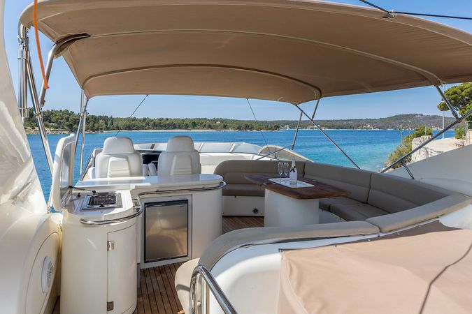 Sunseeker 84 | Skywater
