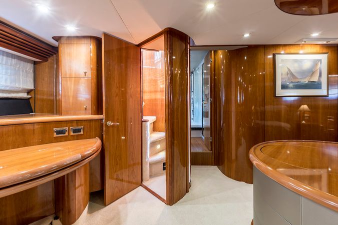 Sunseeker 84 | Skywater