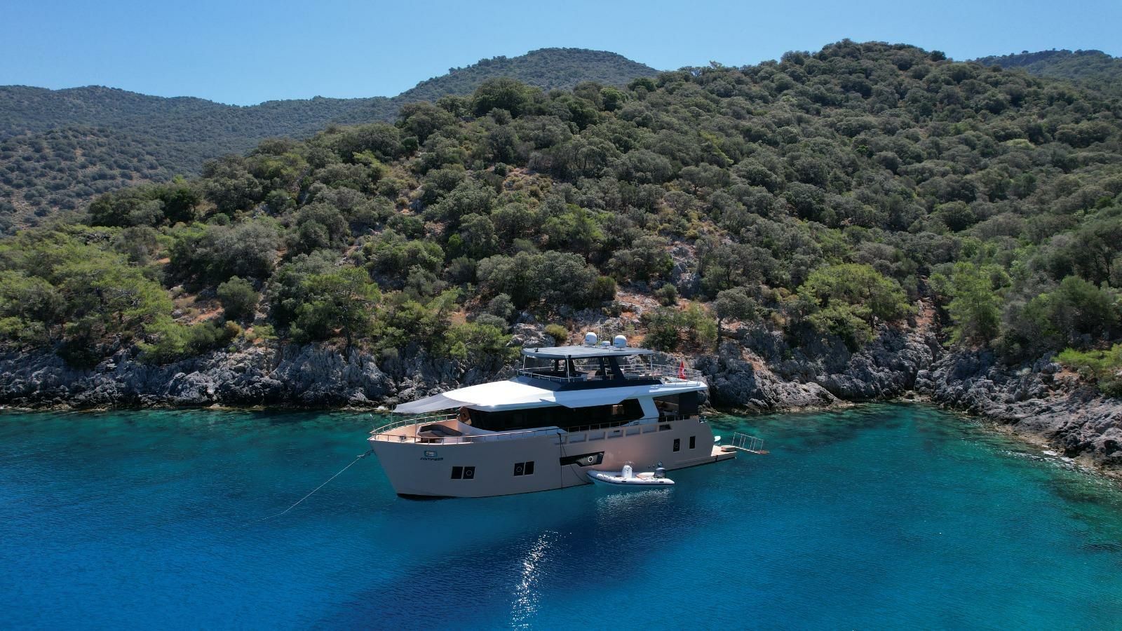 Trawler 24 | Compass