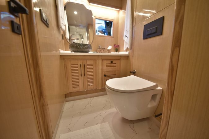 Trawler 24 | Compass