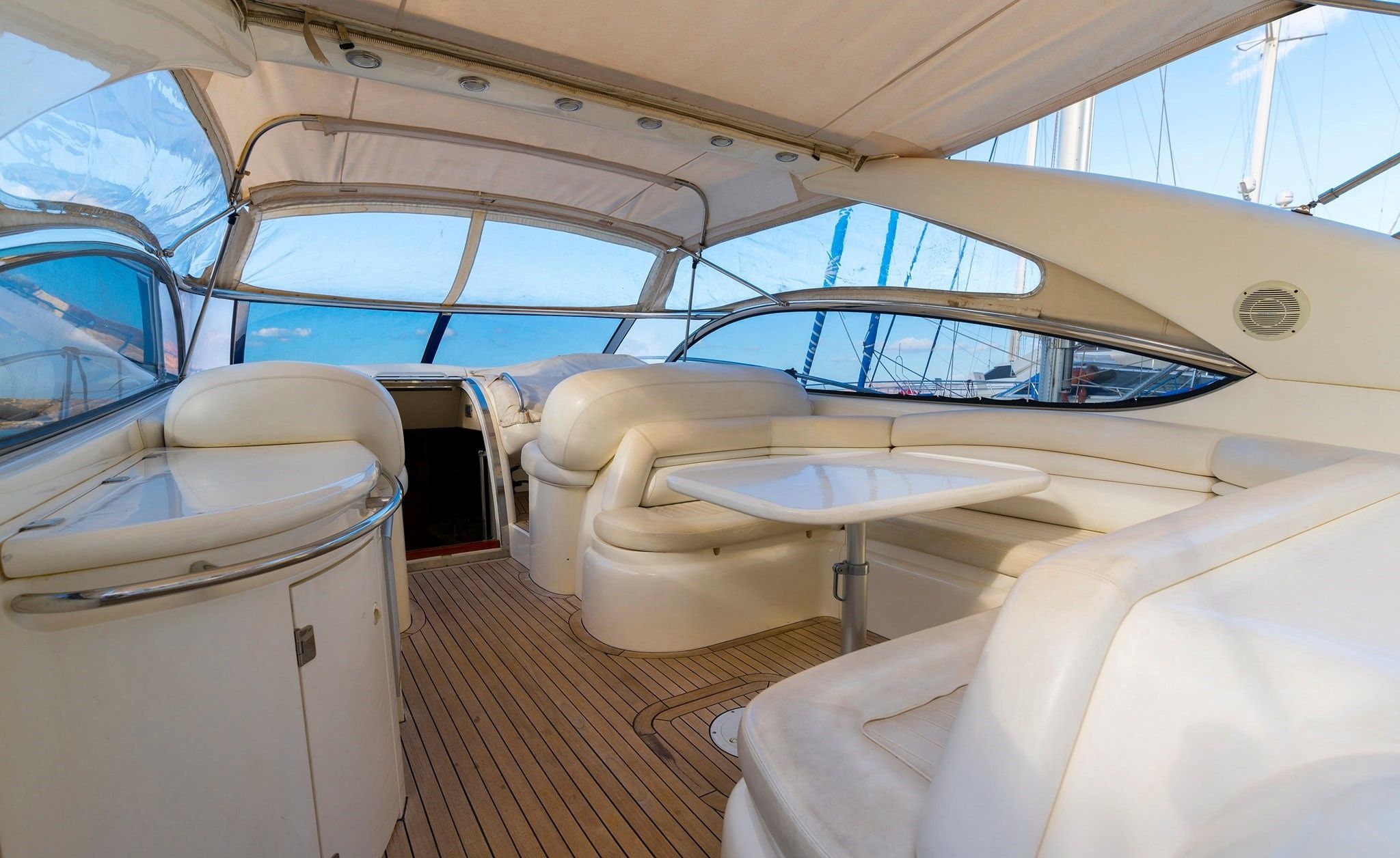 Sunseeker 58 | Small Eva