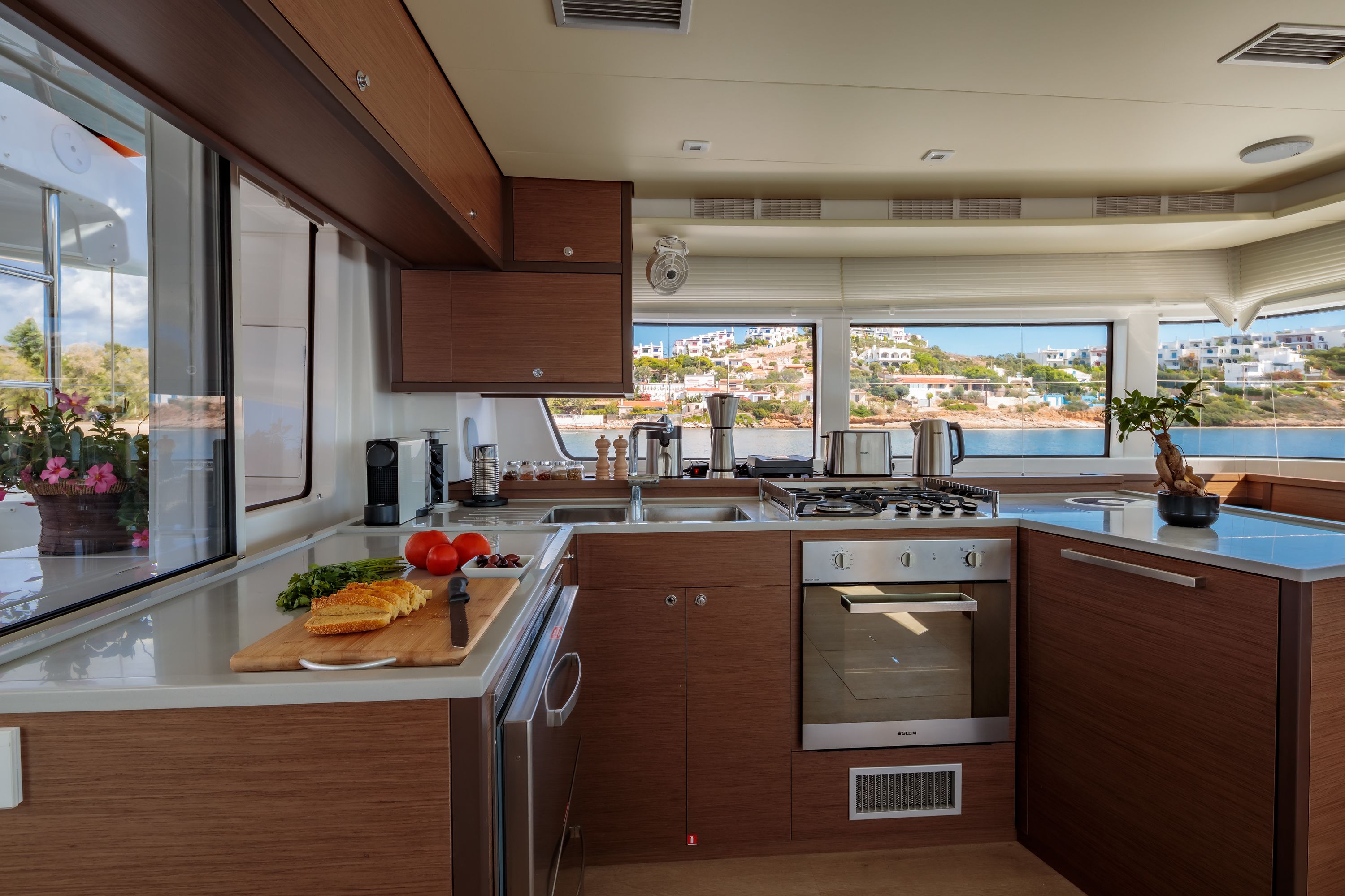 Lagoon 52 F | Madinina