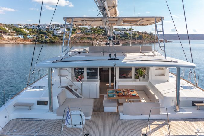 Lagoon 52 F | Madinina