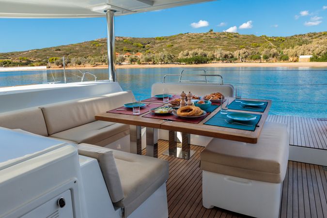 Lagoon 52 F | Madinina