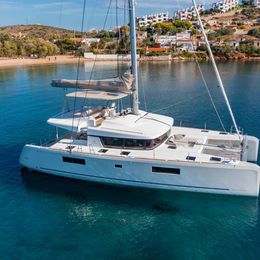 Lagoon 52 F | Madinina