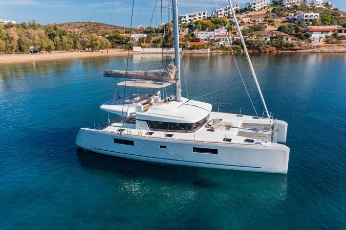 Lagoon 52 F | Madinina