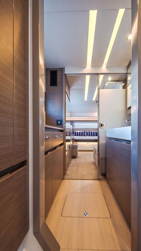 Leopard 53 PC | Akula