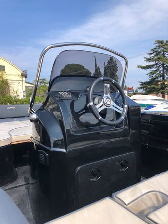 AS Marine 570 Open | Black
