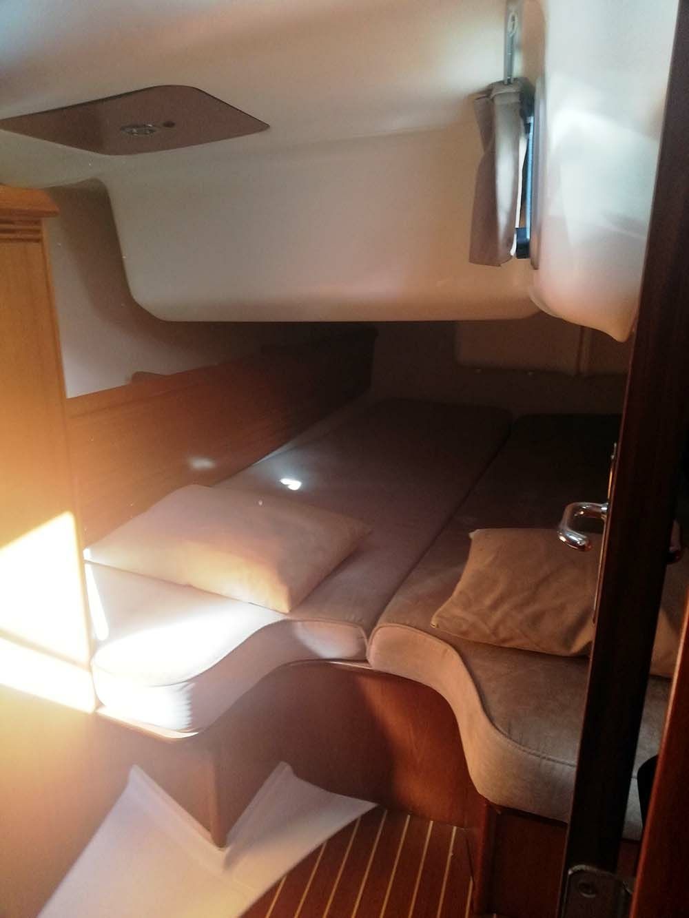 Jeanneau Sun Odyssey 43 | Ren