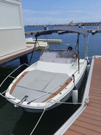 Beneteau Flyer 6 Sundeck | Samsara