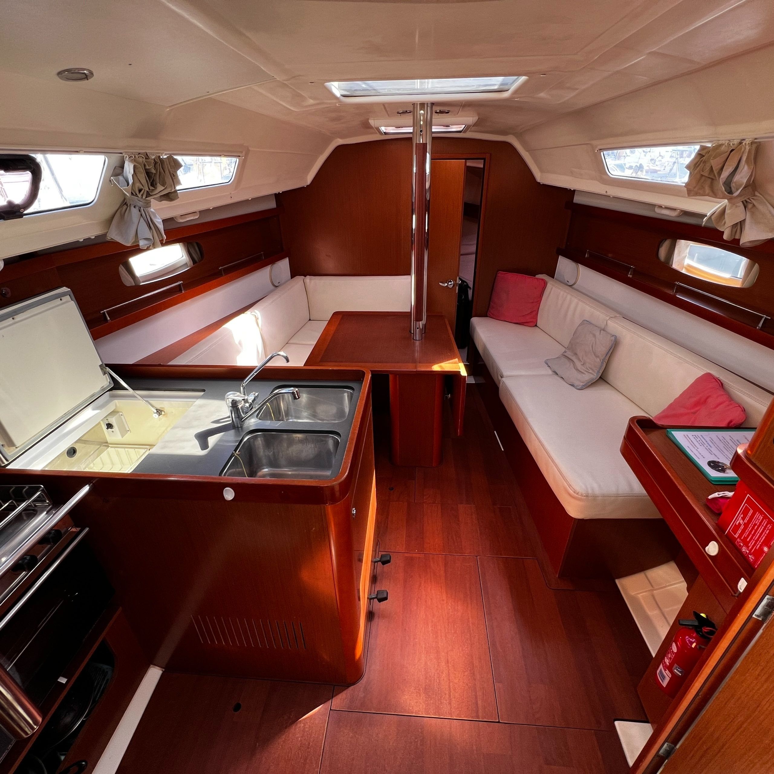 Beneteau Oceanis 31 | Jylair