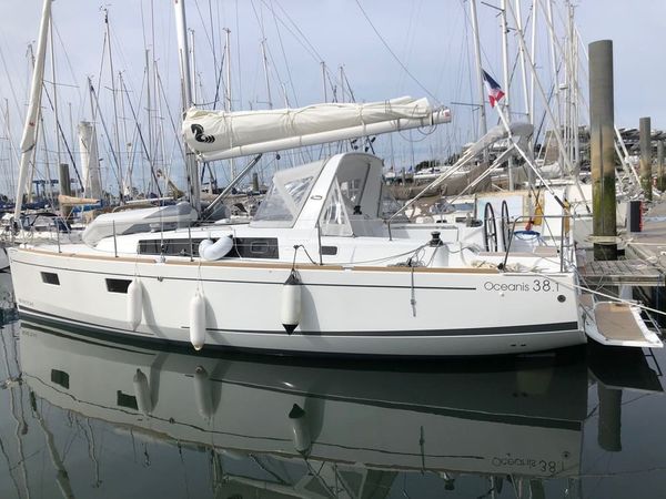 Beneteau Oceanis 38.1 | Lisboa