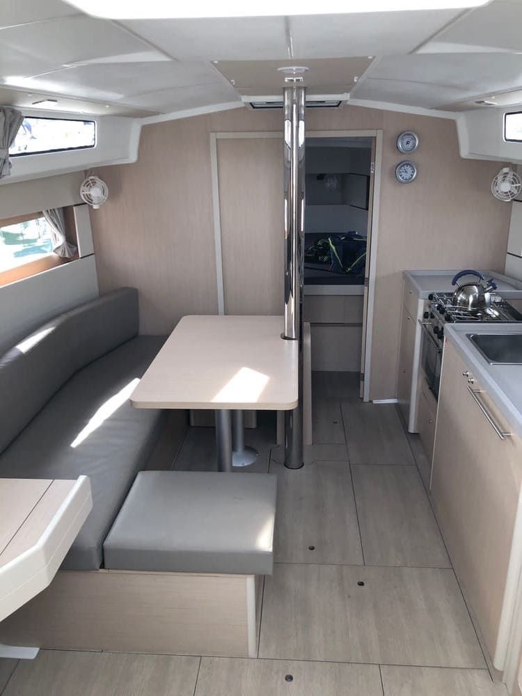 Beneteau Oceanis 38.1 | Lisboa
