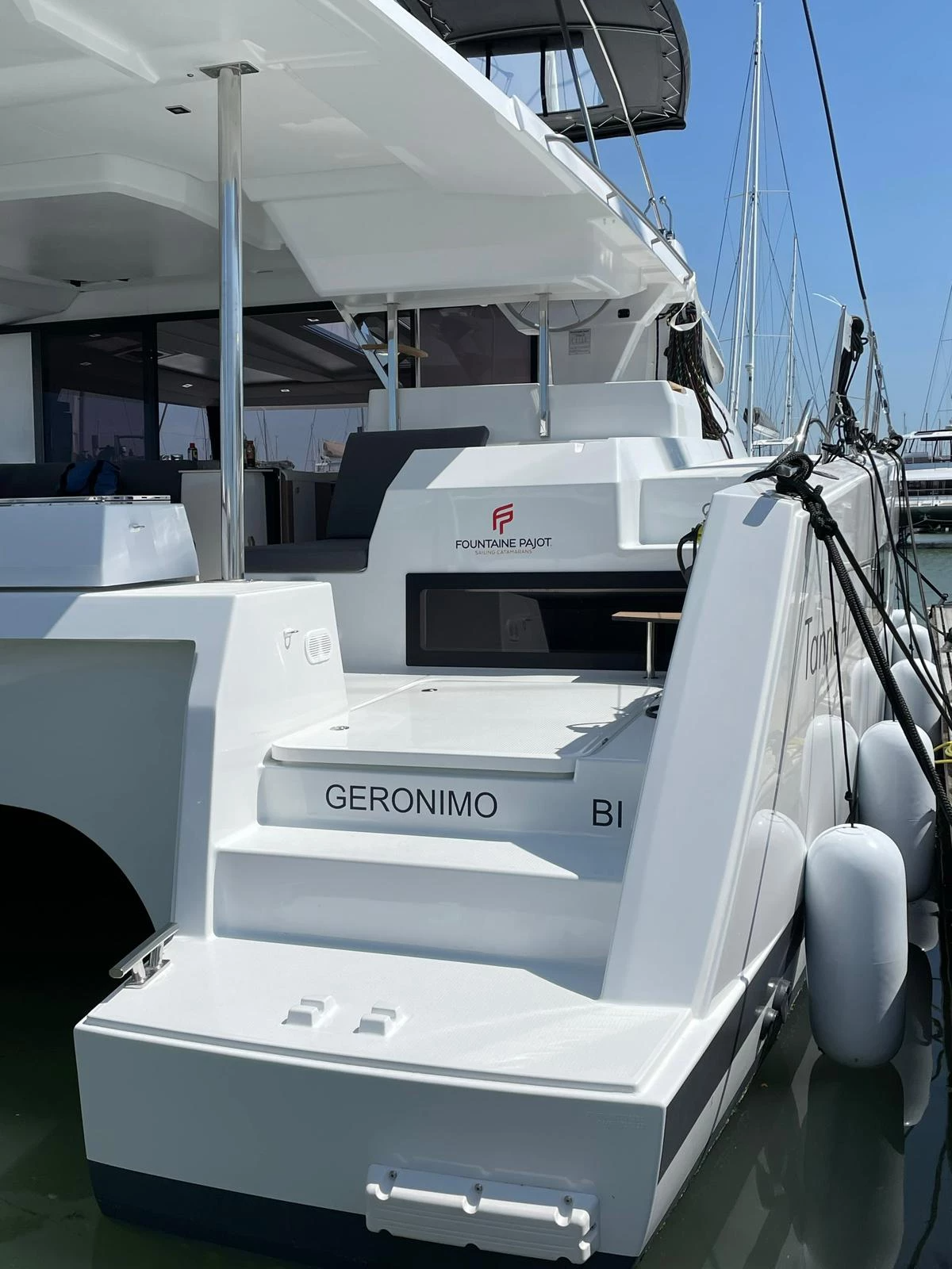 Fountaine Pajot Tanna 47 | Geronimo
