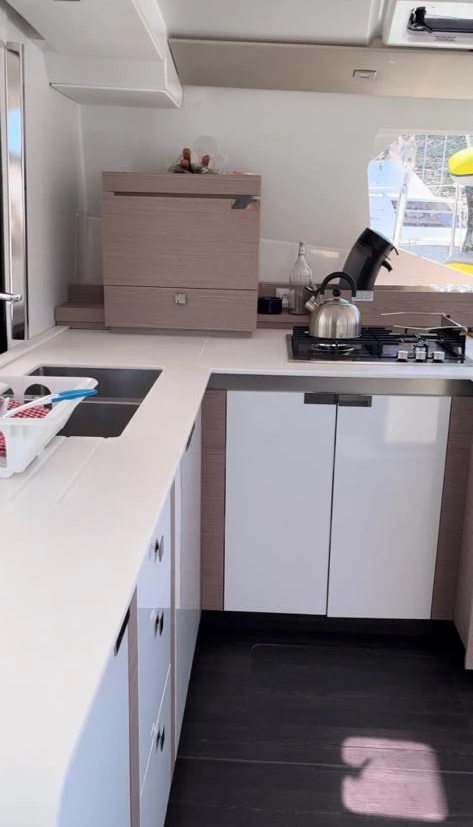 Fountaine Pajot Tanna 47 | Geronimo