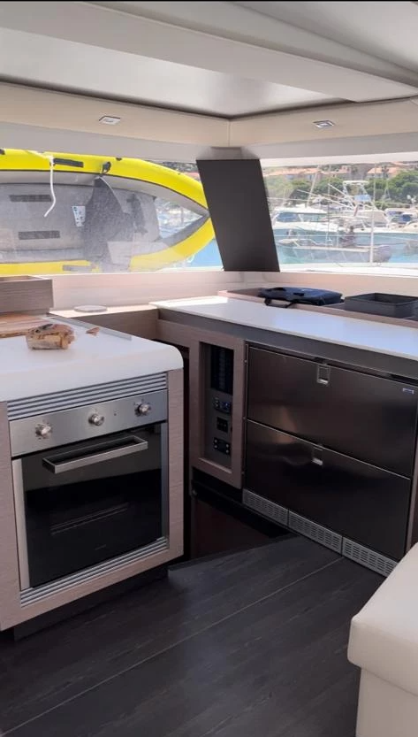 Fountaine Pajot Tanna 47 | Geronimo
