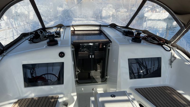 Jeanneau Sun Odyssey 410 | Tuatha de Artaios