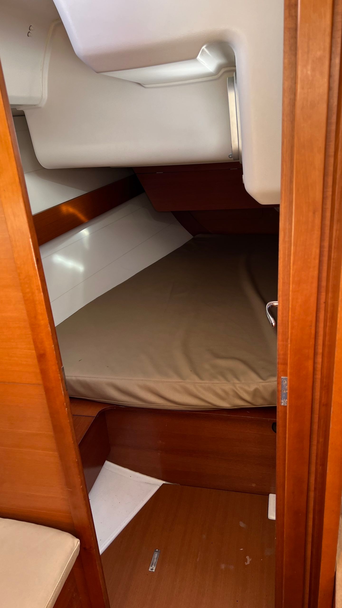 Dufour 375 | Chifoumi