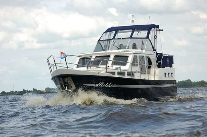 Pedro Skiron 35 | Sietske