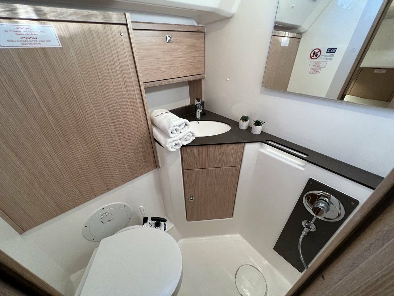 Bavaria Cruiser 46 | Panda 4