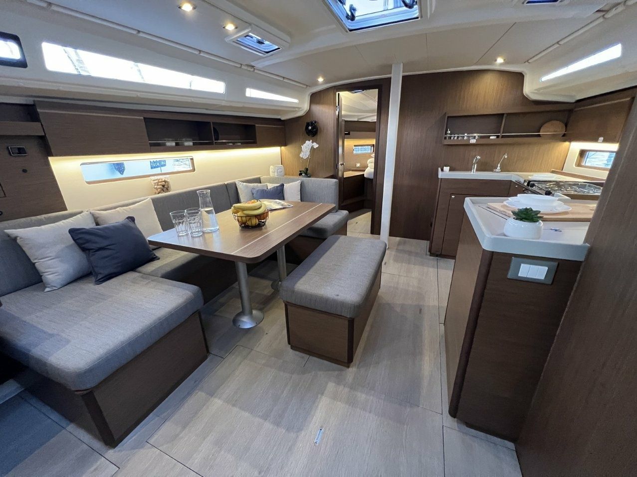 Beneteau Oceanis 40.1 | Christine